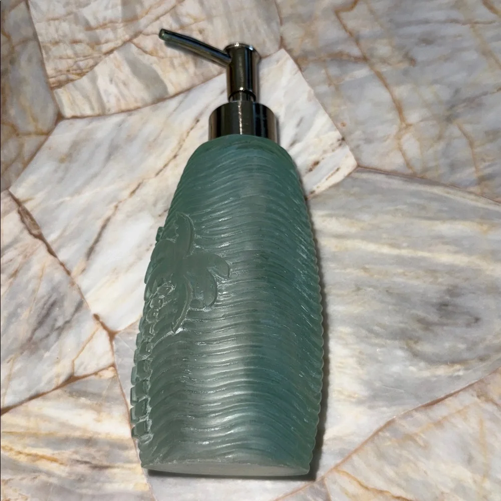 Frosted Sea Glass Green Palm Tree Wave Textured Soap‎ Lotion Dispenser Pump